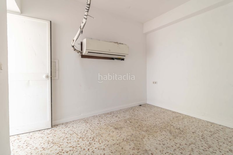 Foto d1489194-33df-484d-9a8e-b74f44d16647. Casa adossada amb aparcament a Palmete Sevilla