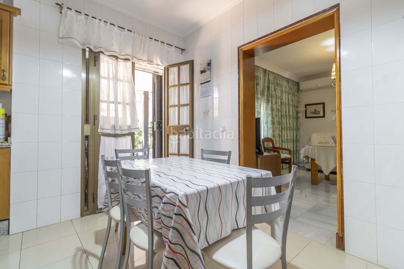 Foto 17a969f4-92f5-4b24-b103-fa8ab9718375. Casa amb aparcament piscina a Gines