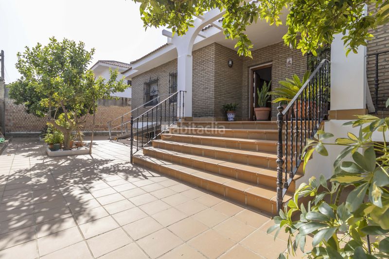 Foto 19ba62a7-2aa8-40c9-bc22-37e672454864. Casa amb aparcament piscina a Gines