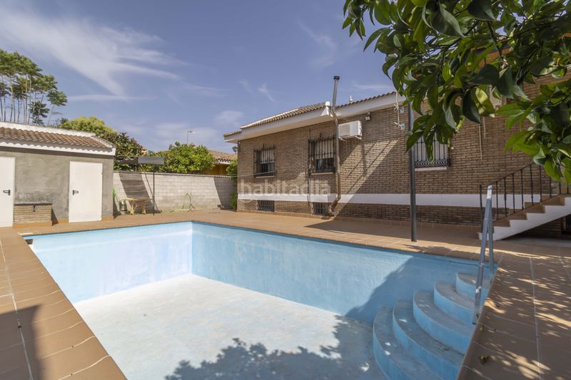Foto 226591ec-3f61-4ae2-9dd1-9e8b2b0e9021. Casa amb aparcament piscina a Gines