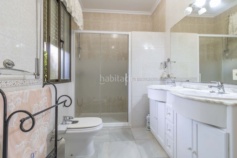 Foto 49b0dd0c-2dd0-4f85-8663-024a03bc6fd9. Casa amb aparcament piscina a Gines