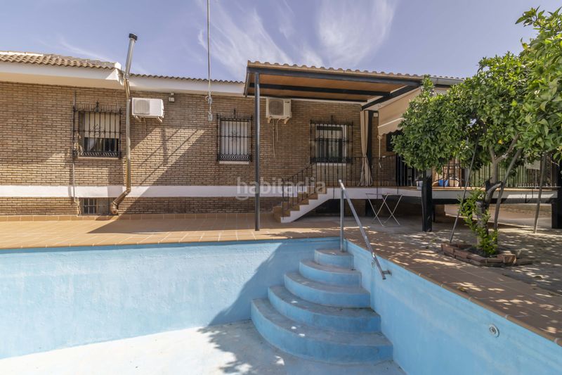 Foto 6626ae4e-1c09-424b-88db-66f834f4600f. Casa amb aparcament piscina a Gines