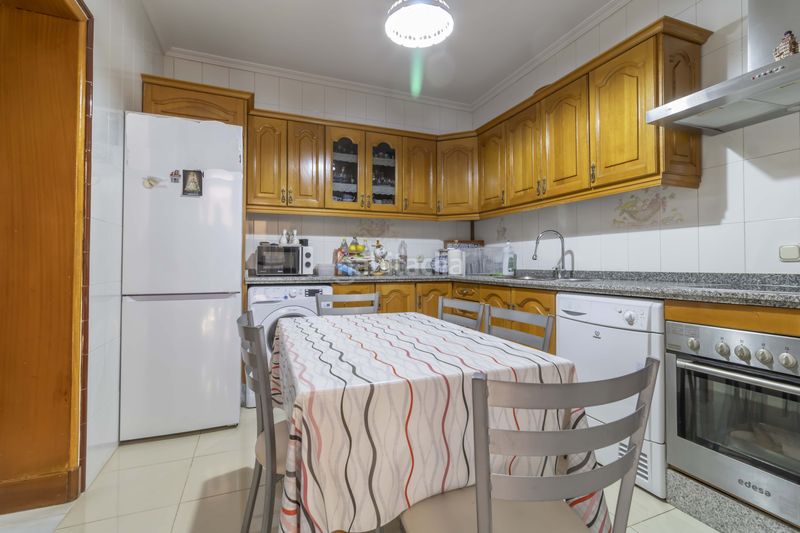 Foto 66e1a2ce-af3e-45e3-955d-c6f4fa976b22. Casa amb aparcament piscina a Gines