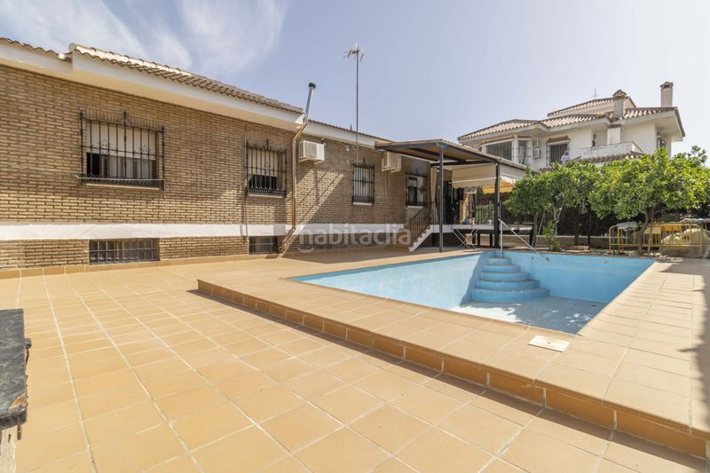 Foto 77d65177-62bc-4e68-80eb-dd56aeb0486c. Casa amb aparcament piscina a Gines