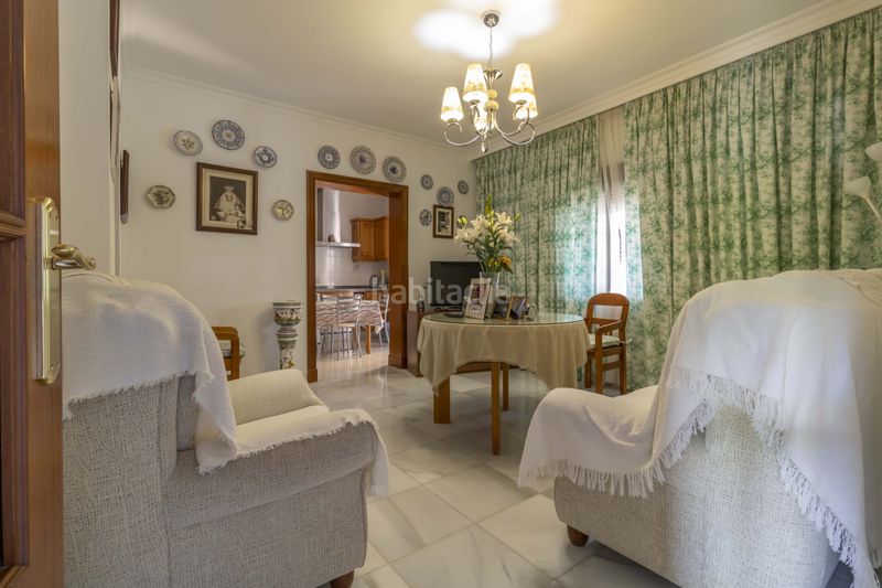 Foto 8d3dbf1e-5ac2-499a-9163-8a35c2ef825d. Casa amb aparcament piscina a Gines