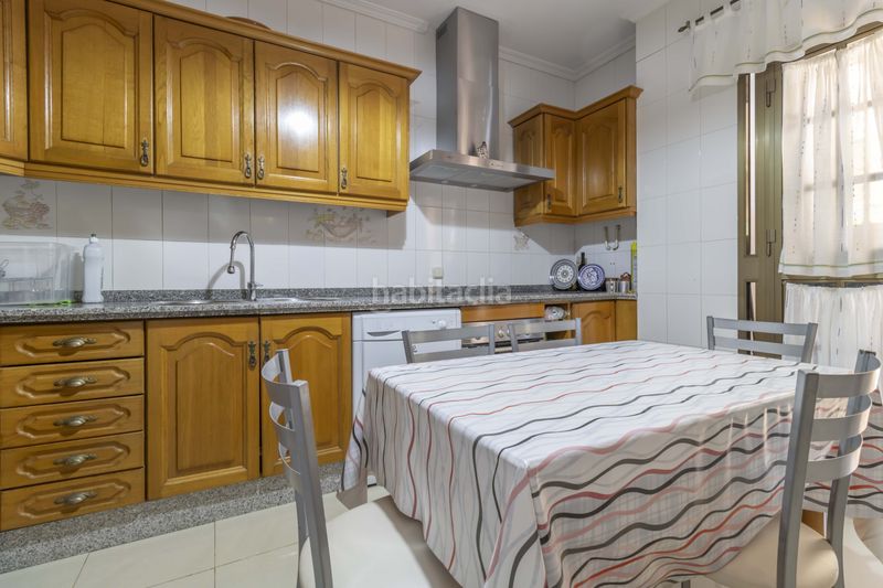 Foto f320b5a3-c0ae-4f4b-817b-bfc15effedbe. Casa amb aparcament piscina a Gines