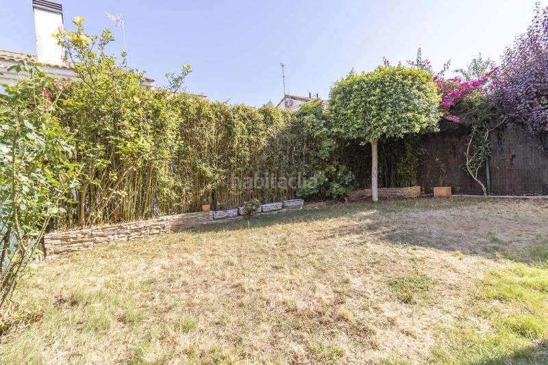 Foto b0e23333-64a5-4bbb-aff6-a99427fb1b98. Casa adossada amb piscina a Colegio Europa Espartinas