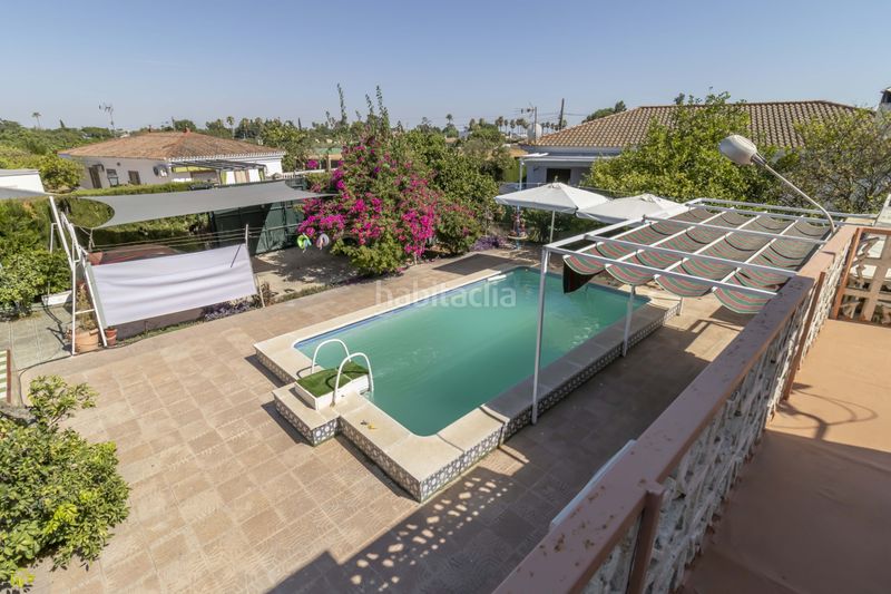 Foto 2574f2a6-6a82-48c4-9c39-2b637f3bec7e. Casa amb piscina a Loreto Espartinas