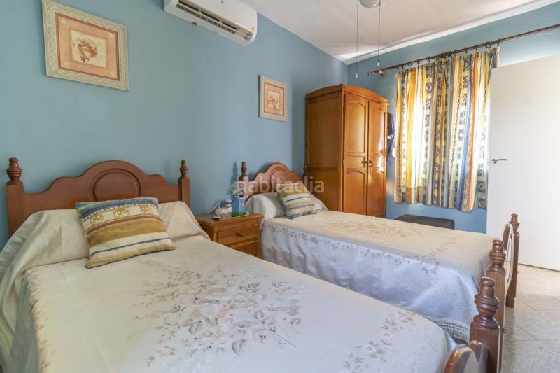Foto d03caf6f-9f4e-4da4-9db3-c25e24002a70. Casa amb piscina a Loreto Espartinas