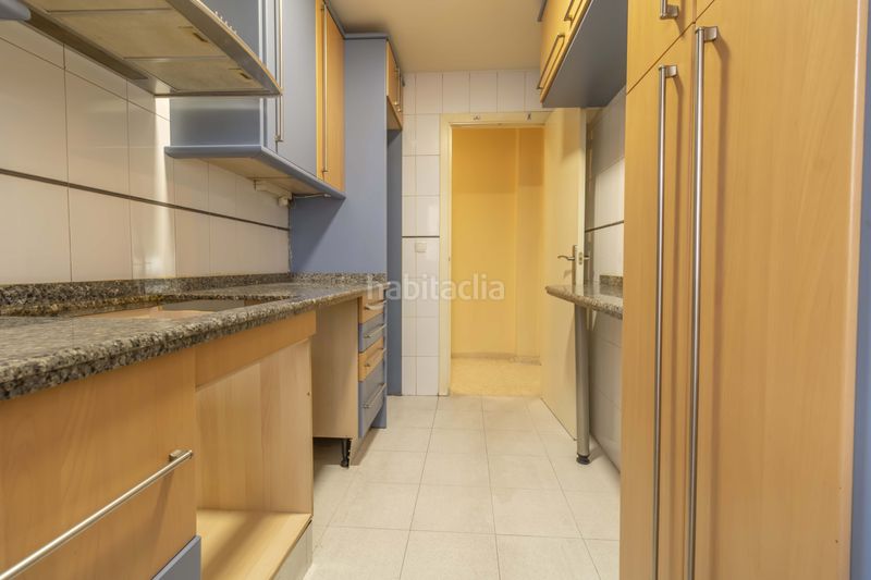 Foto e30564c7-d560-4521-9ce3-254e4fcd7e8f. Pis amb aparcament a Palmete Sevilla