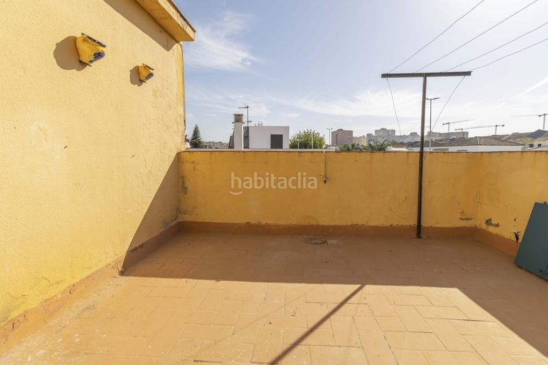 Foto 77cc8d1d-da1b-437e-bb2c-7e5e3e59c183. Casa a Centro Bormujos