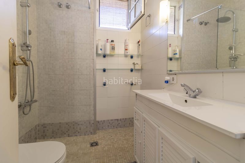 Foto aea17deb-9590-4888-bfbd-29b6d0df6c25. Casa a Centro Bormujos
