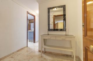 Appartement à Triana Este. Piso a la venta en triana