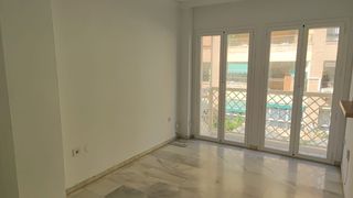 Affitto Appartamento  Calle maestranza. Alquiler piso larga temporada junto a el paseo marítimo pablo ru