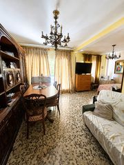 Flat  Pasaje gorbea. Oportunidad piso luminoso y amplio con muy buenas comunicaciones