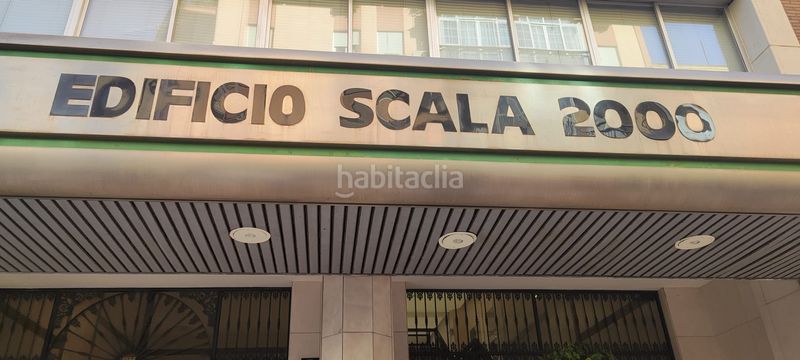 Foto 7ca1b3ac-10a6-4614-9aff-2231d6c6b95f. Aparcament cotxe a calle hilera 8 a Perchel Norte Málaga