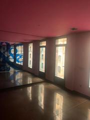 Lloguer Local Comercial a Carrer metge grau, del 4. Local comercial en el centro