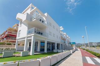 Apartament a Avenida cuartel 2. Complejo de obra nueva planta baja