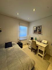 Rent Flat in Paseo alfonso xiii 7. Habitacion individual en piso compartido