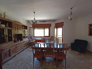 Casa a Ejido Sur. Vivienda sobre local en el centro de el ejido  almería