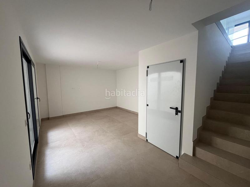 Foto 00c5b80b-2e72-4e92-9f65-7b2db798e214. Casa adosada unifamiliar 9 residencial barlovento en Ejido (El)