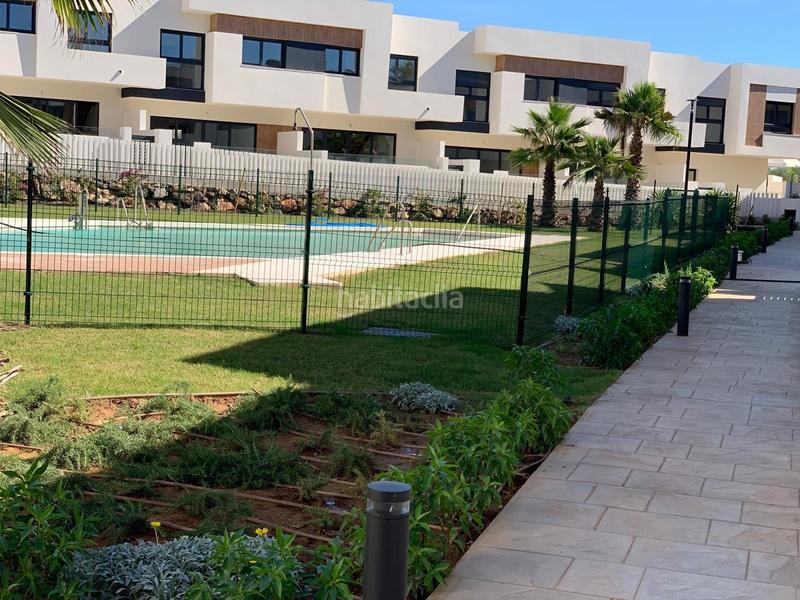 Foto 6308c18f-3ff8-48b5-b6a5-2700bcea2ecc. Casa adosada unifamiliar 9 residencial barlovento en Ejido (El)