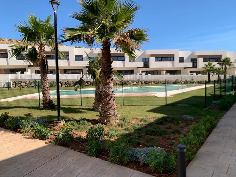Foto 793c4a71-351a-4879-ad3e-af85b7e3d18f. Casa adosada unifamiliar 9 residencial barlovento en Ejido (El)