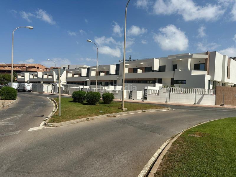 Foto c9cce522-468b-4b9c-88e0-5aa421d954e2. Casa adosada unifamiliar 9 residencial barlovento en Ejido (El)