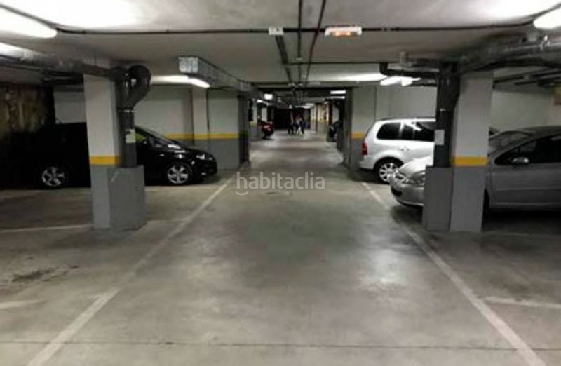 Foto d65f057e-ca03-423a-ab59-4ccdd0983d5a. Alquiler parking coche garaje de 25m2 disponible en Ejido (El)