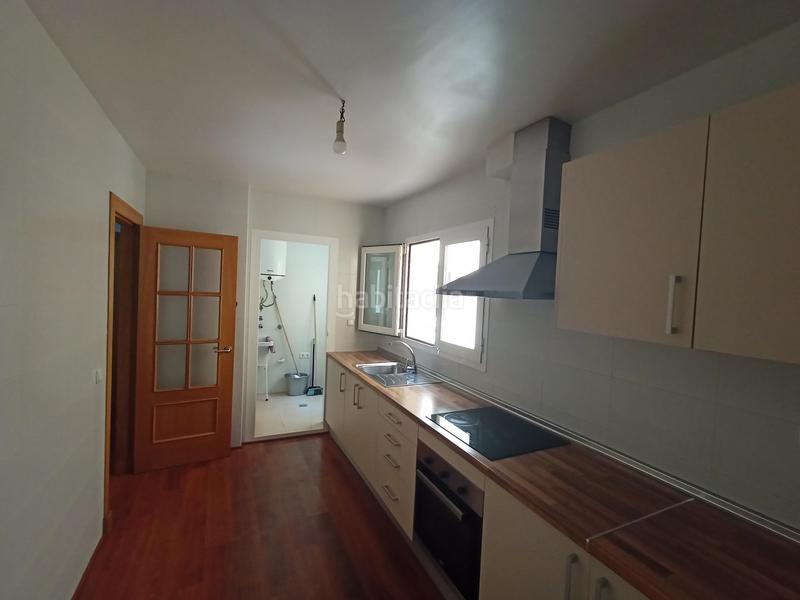 Foto 3dba2d31-d7b7-4570-8296-daafafbc3631. Appartamento con parcheggio in Ejido centro Ejido (El)