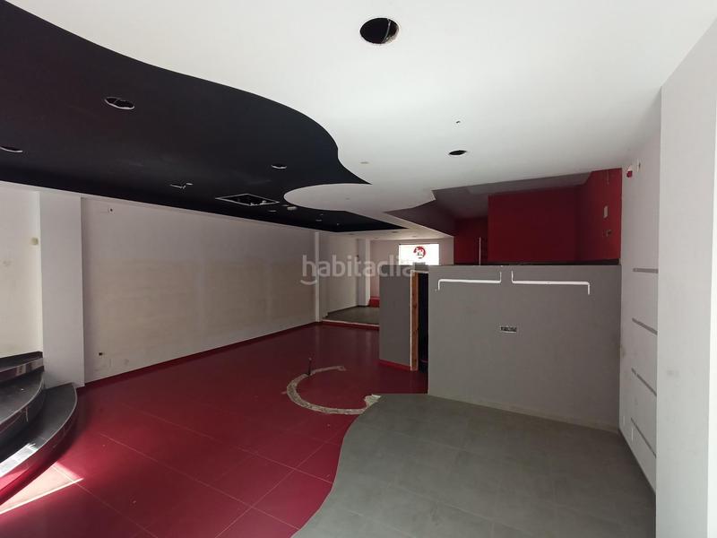 Foto 9f3bb359-f08f-440d-8569-02efb1c75b04. Alquiler local comercial  en el ejido en Ejido (El)