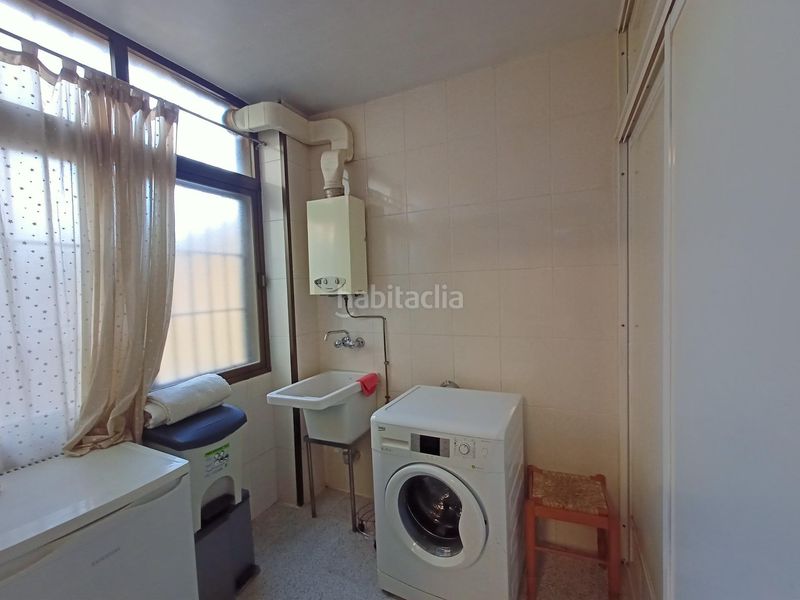 Foto 7379f2af-38d8-42df-bcbb-35ab48be1591. Flat with parking in Pabellón - Estación - El Corte Inglés Ejido (El)