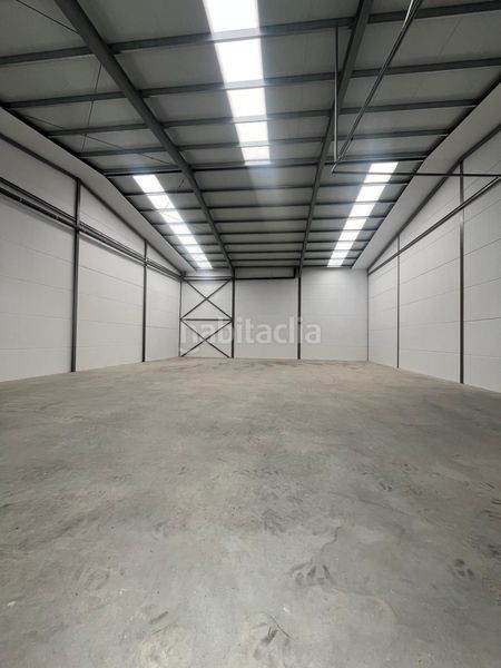 Foto ff5a3fbb-7d8e-4d4b-8e27-7d3e026dbaca. Location bâtiment à usage industriel dans Santa María del Águila Ejido (El)