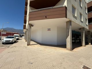Rent Business premise in Pabellón - Estación - El Corte Inglés. Local en alquiler paseo pedro ponce el ejido