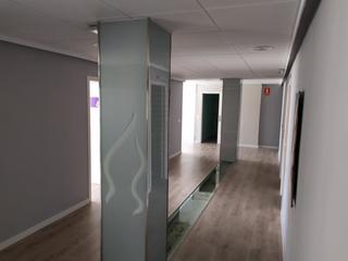 Miete Büro in Ejido centro. Oficina  en plaza mayor totalmente acondicionada