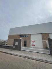 Fabrikhalle in Santa María del Águila. Promoción de 4 naves en el ejido