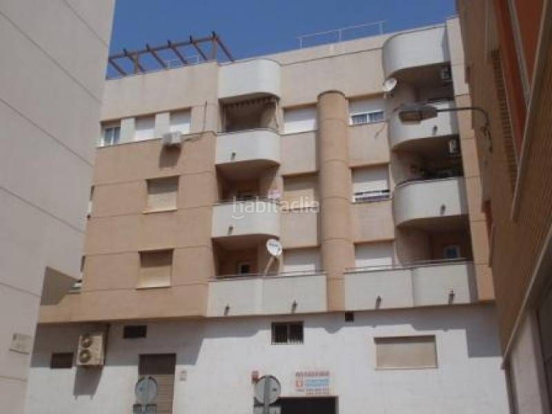 Foto 8180b4ad-1e85-479d-a741-2264ee3f7496. Pis a Pabellón - Estación - El Corte Inglés Ejido (El)