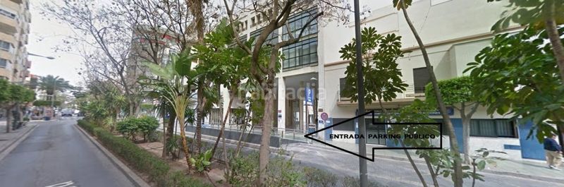 Foto bab24cd2-8c4b-46c6-8923-f5b786223041. Alquiler parking coche garaje plaza mayor el ejido en Ejido (El)