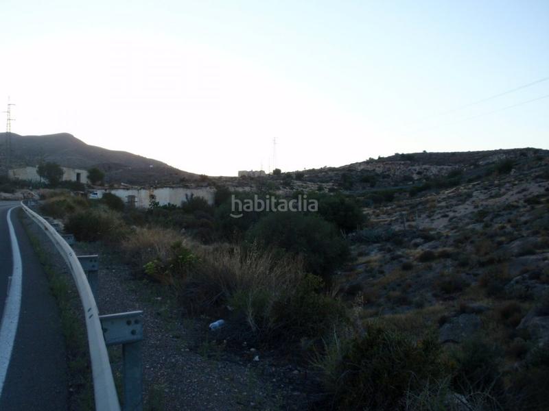 Foto 3cd4026f-aecc-4f05-853f-3c6c5c747a8d. Masía pintoresco terreno con cortijos a rehabilitar. desde 6400 m2. en Dalías