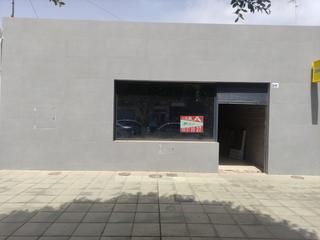 Location Local commercial à Plaza de la Luz. Local comercial en el bulevar de el ejido