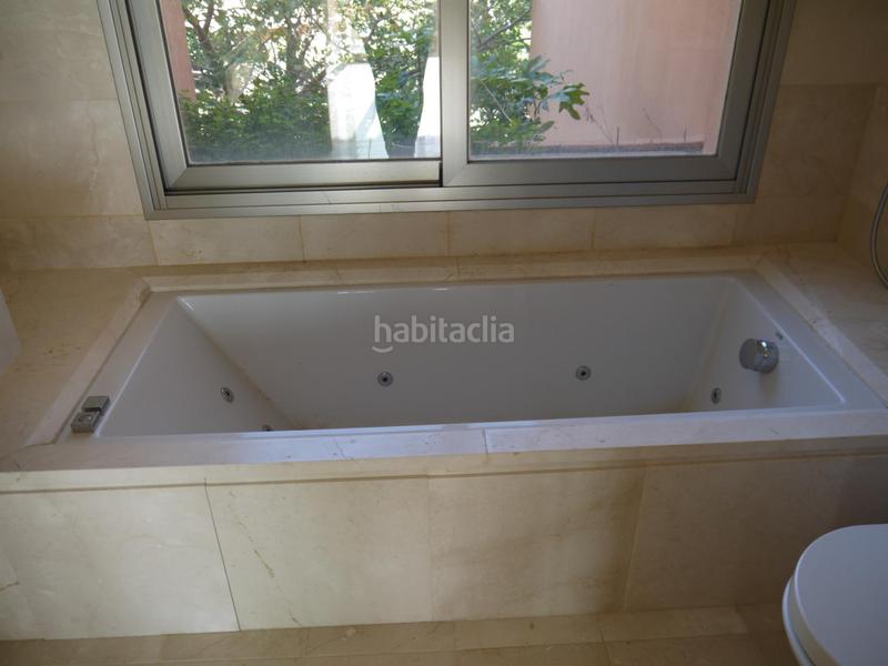 Foto bd3d4a88-2b69-489f-8d46-cf8fbe828a10. Casa pareada propiedad increible en Riviera del Sol Mijas
