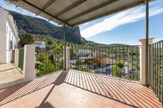 Casa  Moclín - yesares alto ag olivares. Te gustaría poder vivir en un lugar tranquilo y alejado del ruid