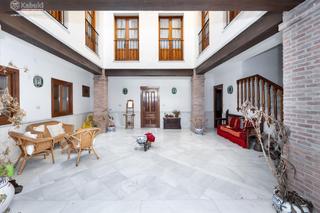 Casa  Albolote - calle ramón y cajal. Gran oportunidad de inversión en el corazón de albolote. es una