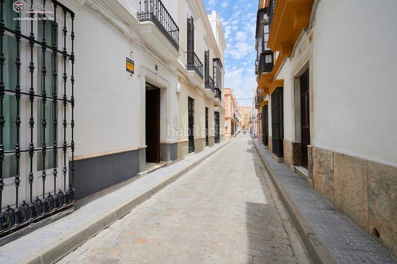 Foto 674efee7-9c2c-47e0-a307-bd77275545fb. Casa adossada a Centro-Calzada-Cabo Noval Sanlúcar de Barrameda