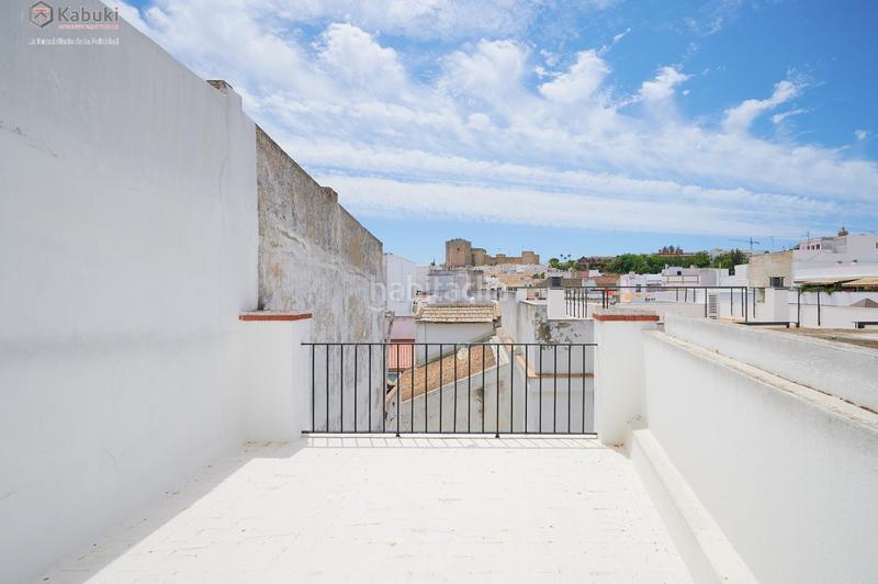 Foto d17d3f3d-77a3-45fd-8fb2-54b3d2908e1e. Casa adossada a Centro-Calzada-Cabo Noval Sanlúcar de Barrameda