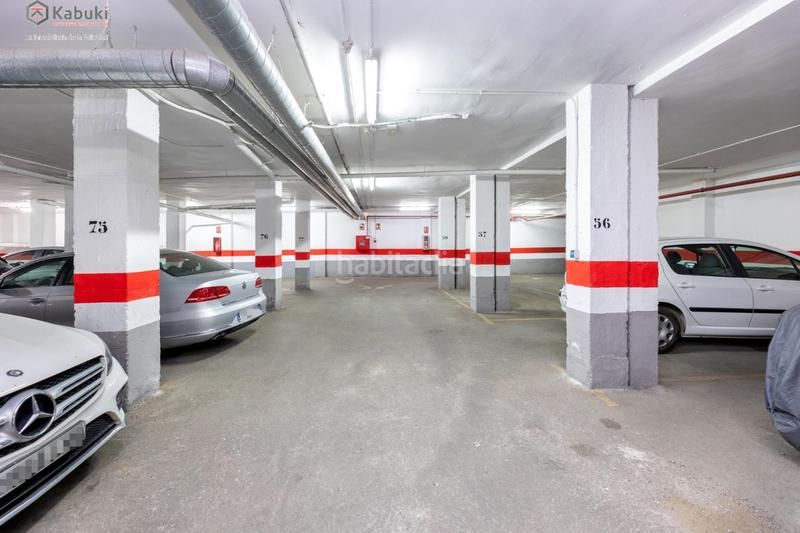 Foto 3a355f6c-0280-4b2e-b751-6fc2dccf91e2. Parking voiture dans Camino de Ronda Granada