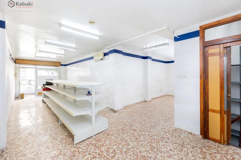 Foto 24f1ebe0-4b99-4537-b59b-a833a8fec8fc. Casa pareada en Huétor de Santillán - calle calzadilla 3 gran oportunidad de local comercial en el corazón de huétor santillán! presentamos un local en venta con una ubicación inmejora en Huétor de Santillán
