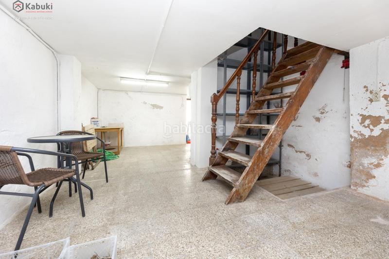 Foto 72327174-abd9-4c49-b1a6-6b9c411ae8db. Casa pareada en Huétor de Santillán - calle calzadilla 3 gran oportunidad de local comercial en el corazón de huétor santillán! presentamos un local en venta con una ubicación inmejora en Huétor de Santillán