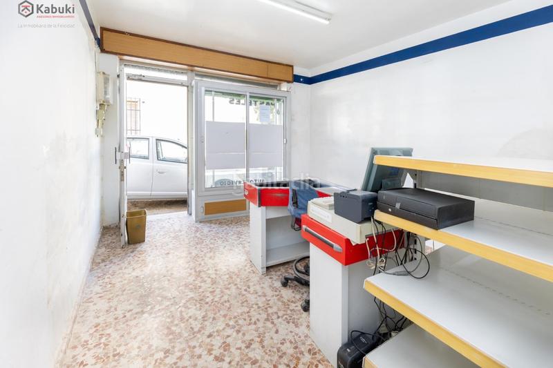 Foto d4356894-3112-49fd-9493-a8145689c0fb. Casa pareada en Huétor de Santillán - calle calzadilla 3 gran oportunidad de local comercial en el corazón de huétor santillán! presentamos un local en venta con una ubicación inmejora en Huétor de Santillán