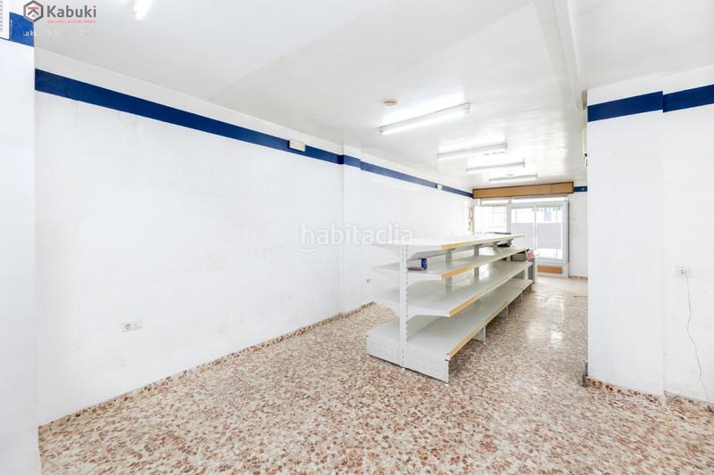 Foto d56cc32e-7767-49ea-a44d-44bab2949e6a. Casa pareada en Huétor de Santillán - calle calzadilla 3 gran oportunidad de local comercial en el corazón de huétor santillán! presentamos un local en venta con una ubicación inmejora en Huétor de Santillán